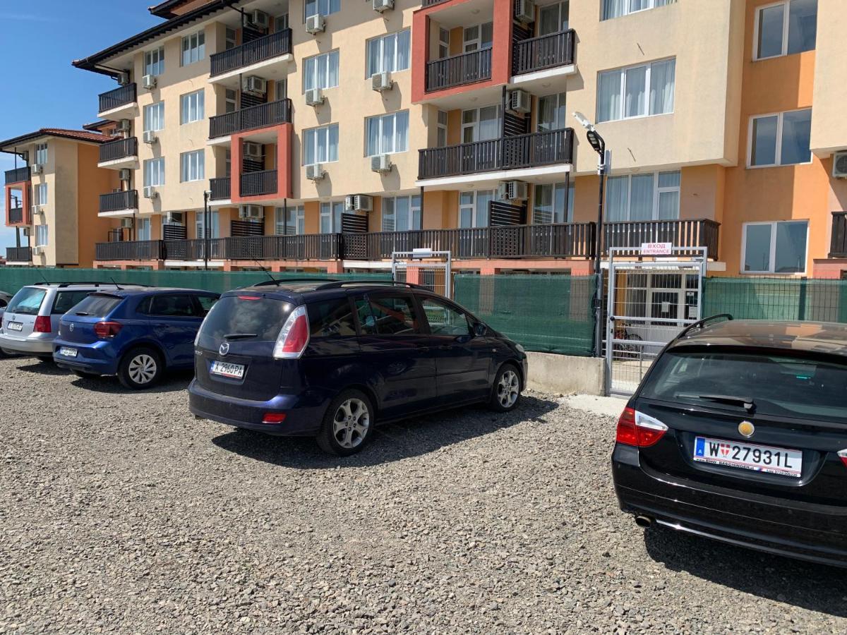 Apartcomplex Chateau アヘロイ エクステリア 写真