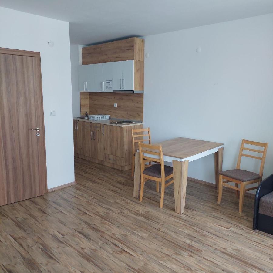 Apartcomplex Chateau アヘロイ エクステリア 写真